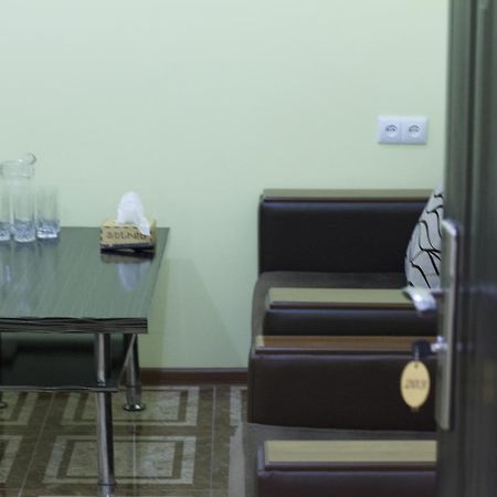 Hotel Fenix Complex Kapan Ngoại thất bức ảnh