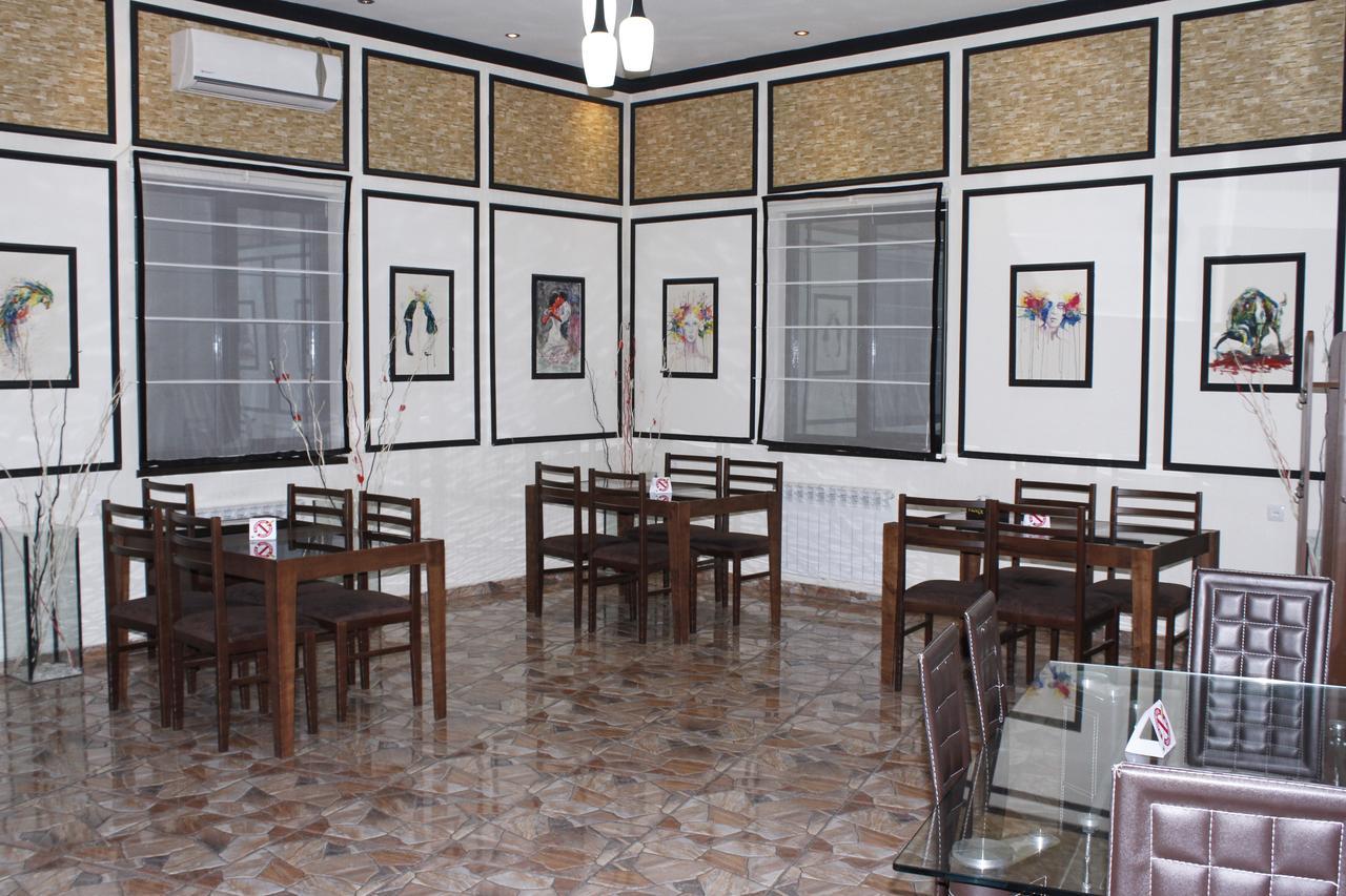 Hotel Fenix Complex Kapan Ngoại thất bức ảnh