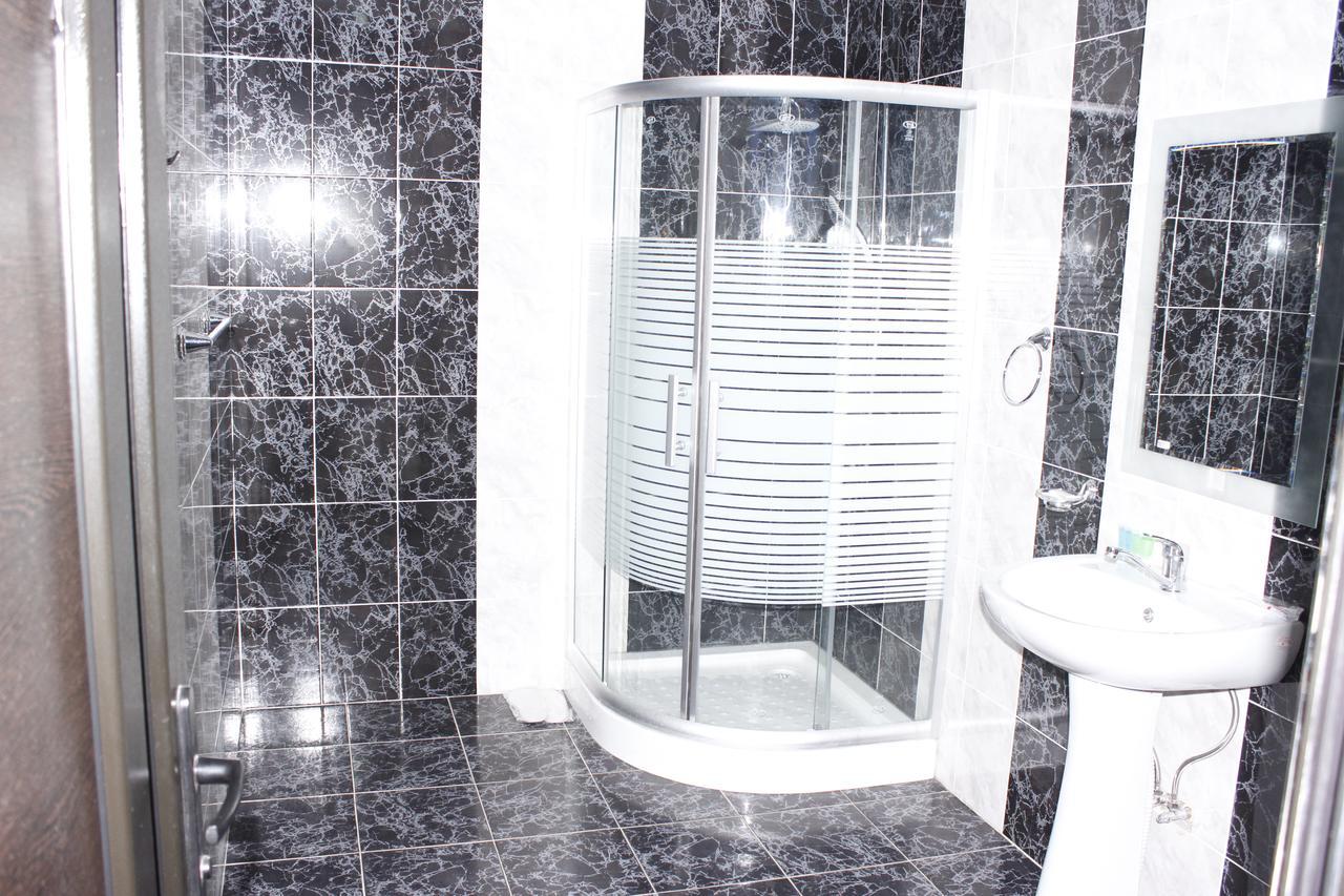Hotel Fenix Complex Kapan Ngoại thất bức ảnh