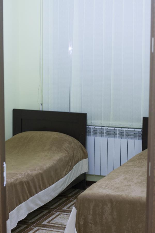 Hotel Fenix Complex Kapan Ngoại thất bức ảnh